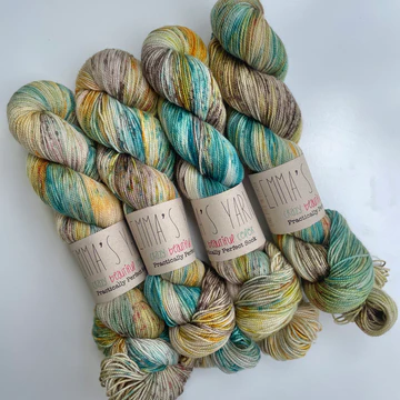 Four bunch of wool in designer yellow color